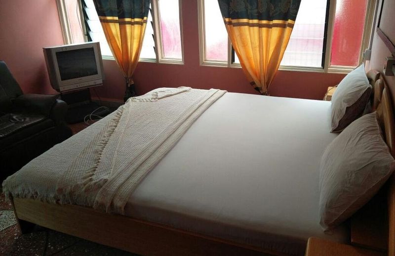 Pin Drop Hotel