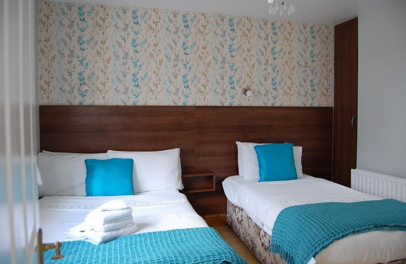 WOODHAVEN LODGE - BED & BREAKFAST