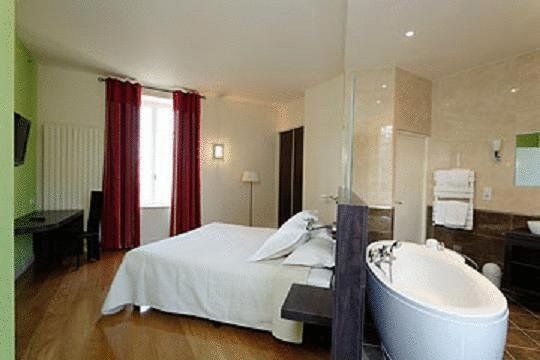 Chateau Du Mont Joly