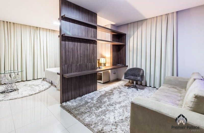 Premier Pallace Hotel
