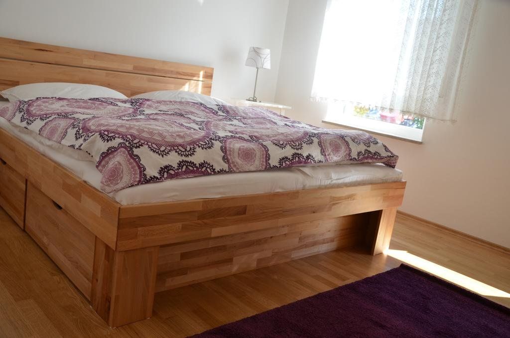 APPARTMENT BENSING