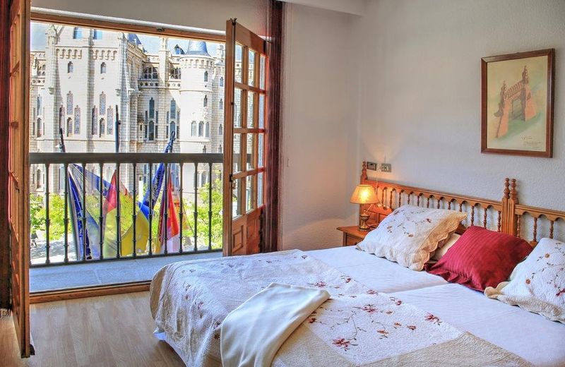 Hotel Gaudi