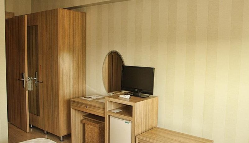 Grand Ayzek Hotel