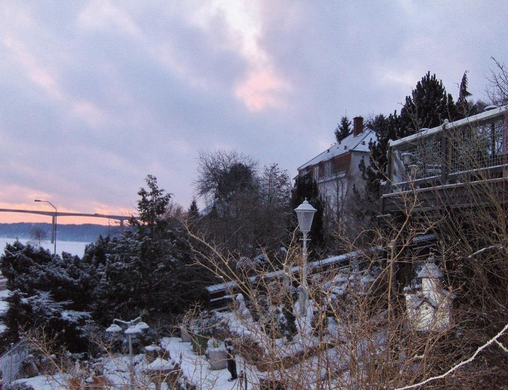 Outdoor Pictures 24
