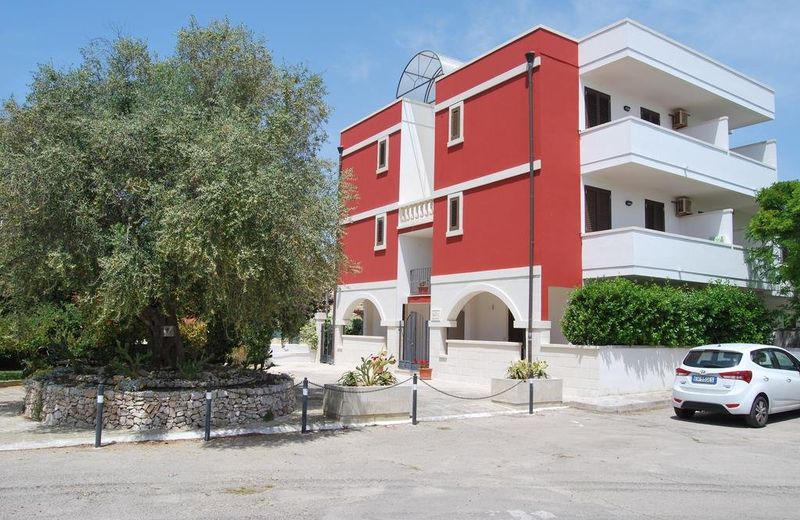 Residence Borgo Latino- Localo
