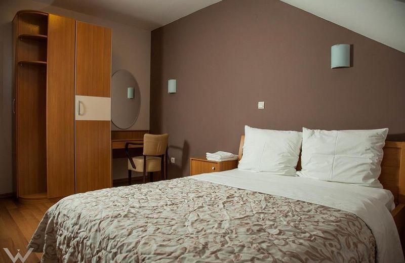 Hotel Dvor
