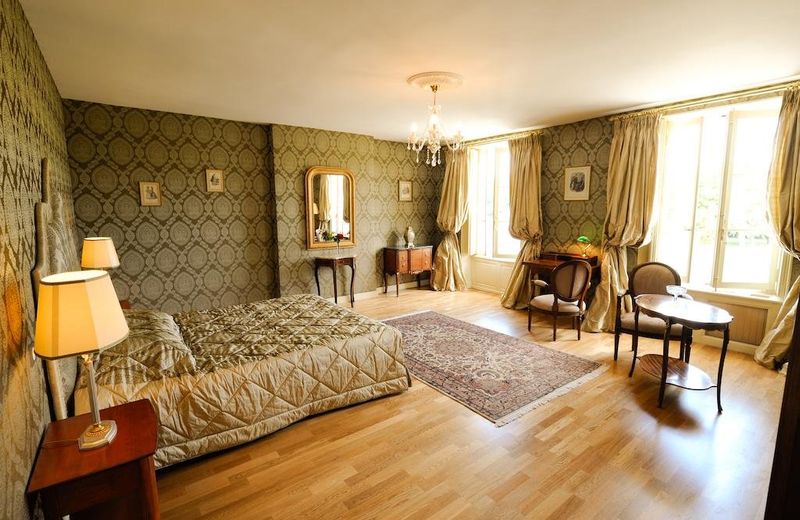 Chambres d'hotes du Chateau de Champvallins