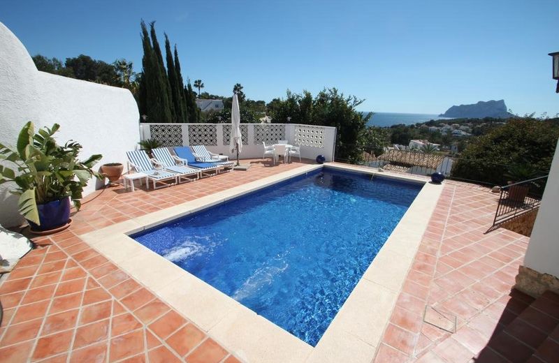 Argentario - sea view villa with private pool in Benissa