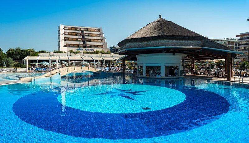 Savoy Beach Hotel & Thermal Spa