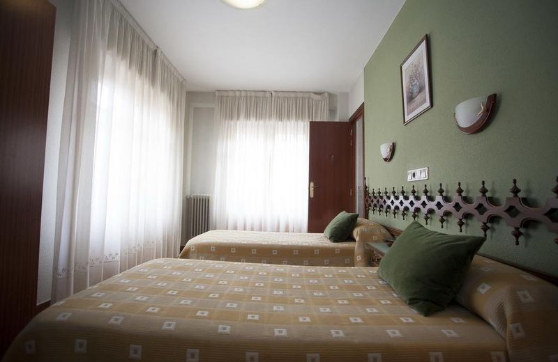 Hostal Aragon