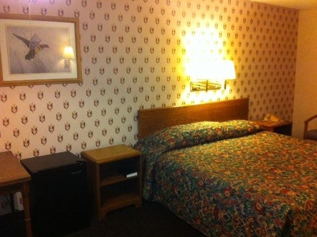 Landmark Inn