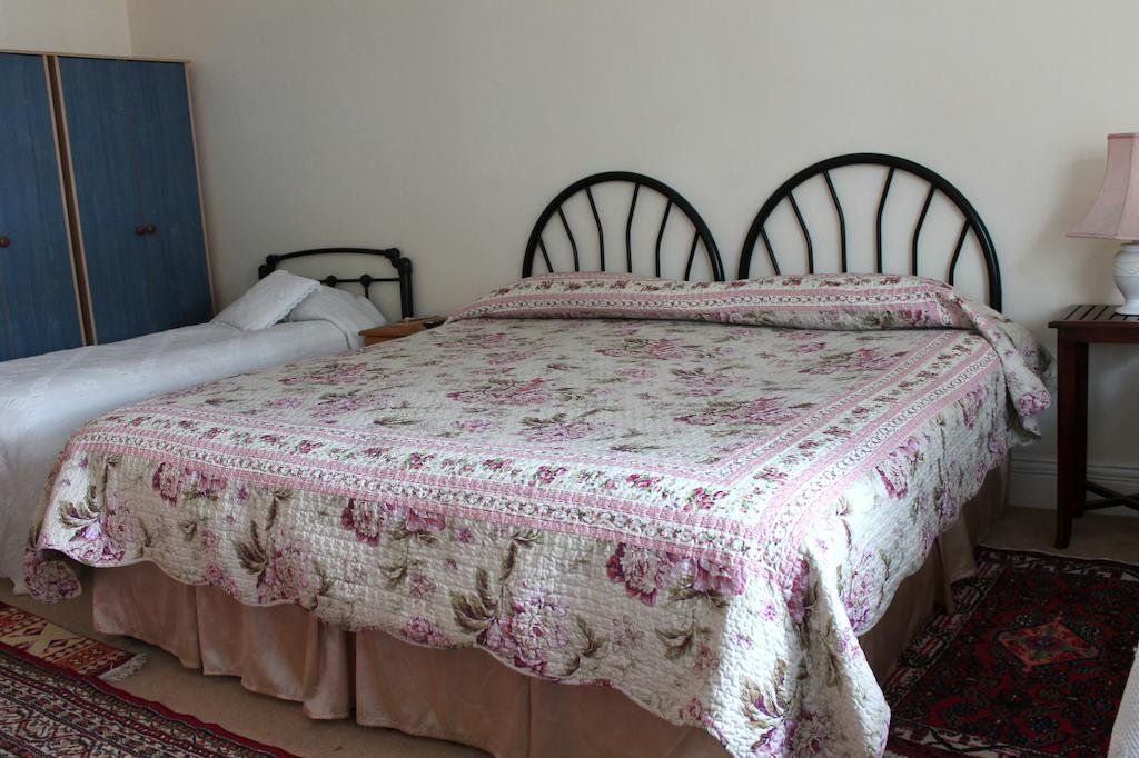Saint Gabriel's Road Guesthouse
