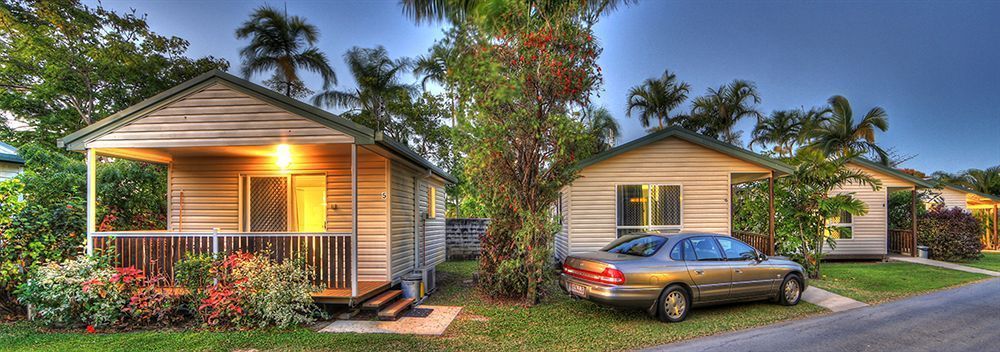 Outdoor Pictures 24