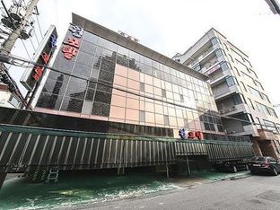 Hotel Image 1