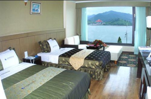 Samcheonpo Seaworld Hotel