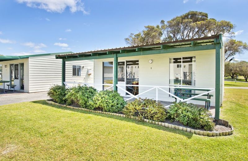 Acclaim Rose Gardens Beachside Holiday Park