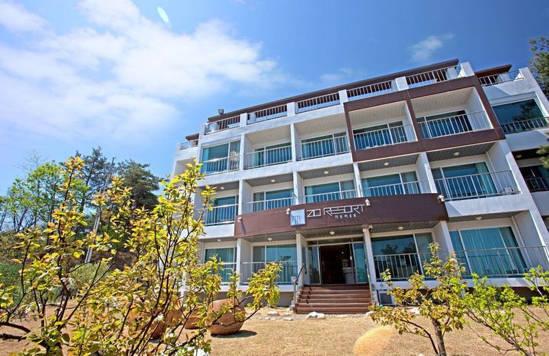 Zio Resort