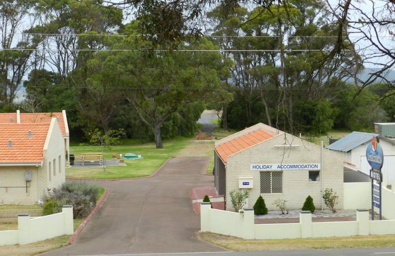 Harbourside Motel