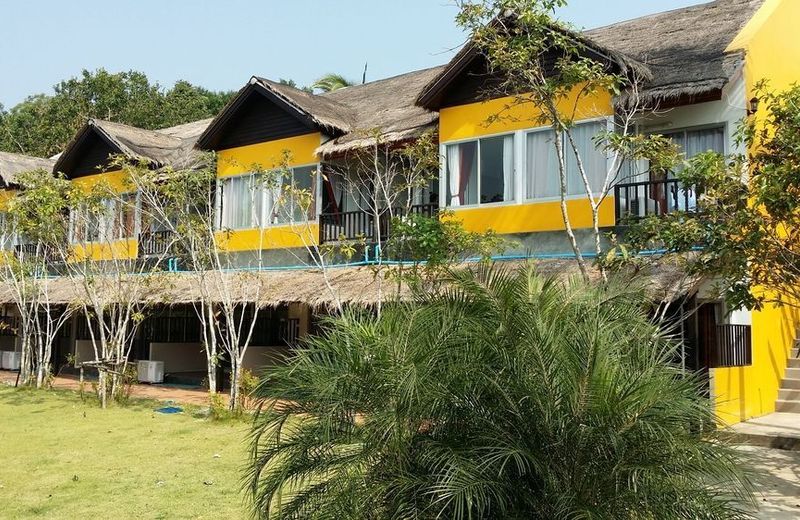 Nana Beach Hotel & Resort