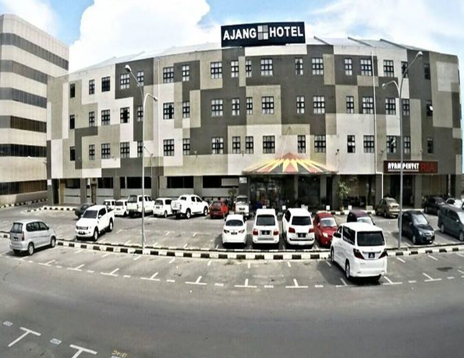 Ajang Hotel
