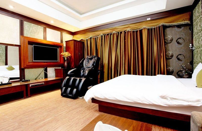 Luxury Hotel