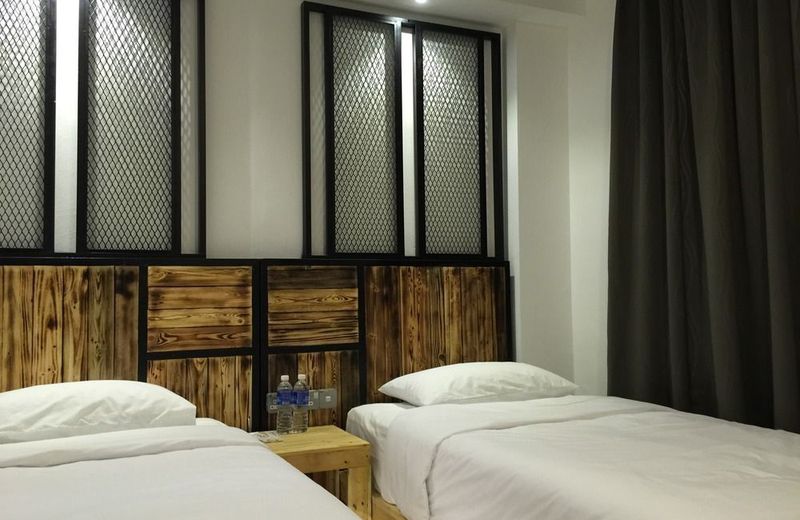 The Oikos Hotel