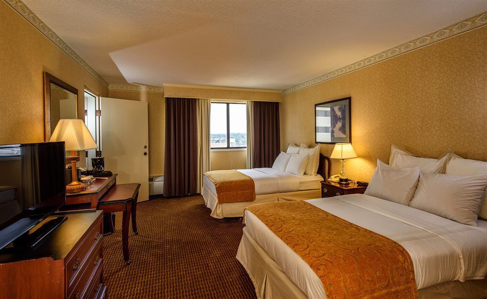 DoubleTree by Hilton Canton Downtown