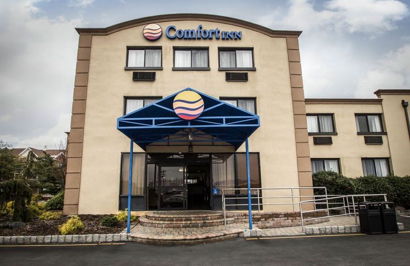 Comfort Inn Edgewater on Hudson River