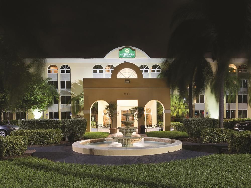 La Quinta by Wyndham Miami Lakes