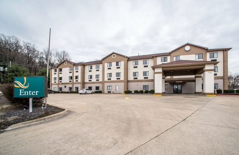 Quality Inn & Suites Caseyville - St. Louis