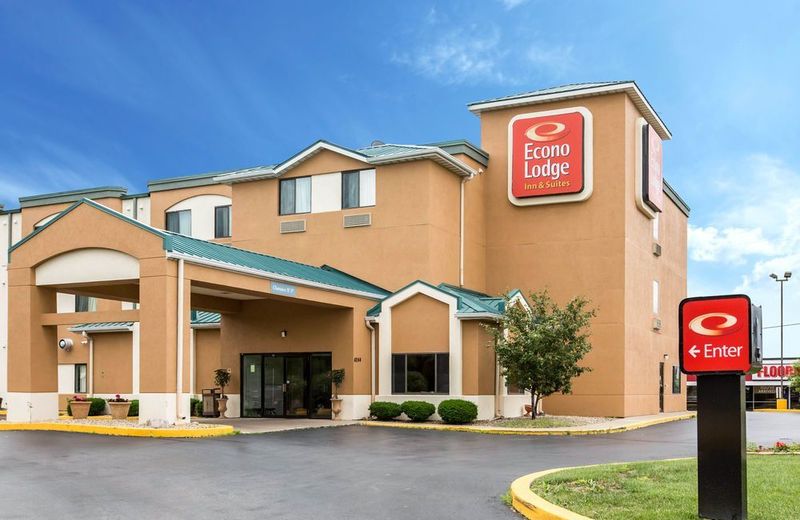 Econo Lodge Inn & Suites Peoria Illinois