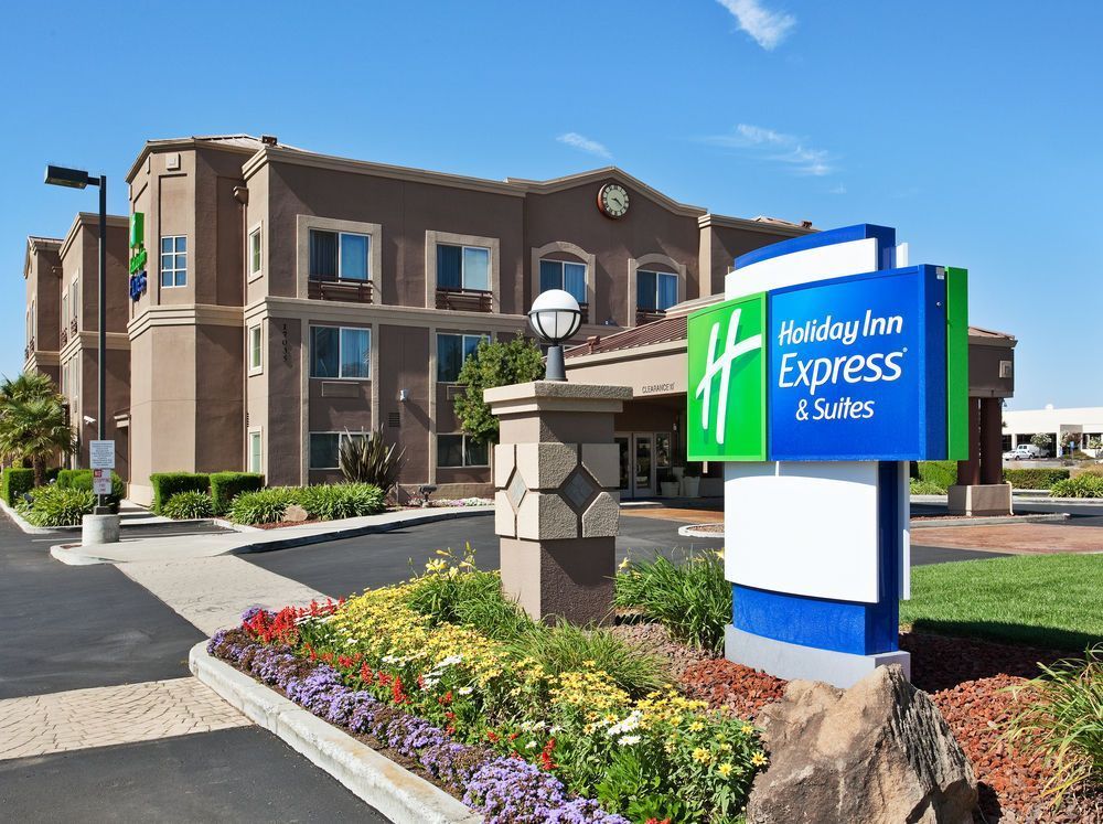 Holiday Inn Express Hotel & Suites San Jose-Morgan Hill, an IHG Hotel