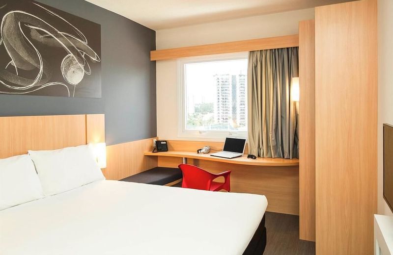 ibis Paris Meudon Velizy
