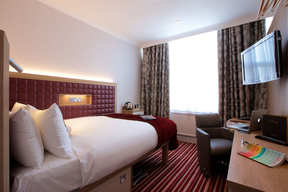 London Croydon Aerodrome Hotel, BW Signature Collection