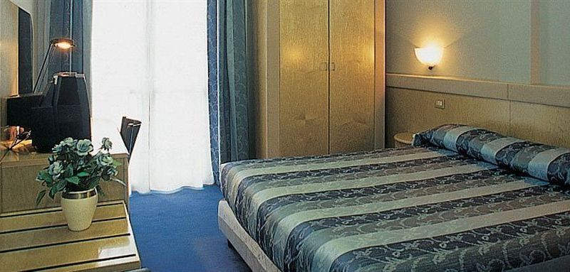 Hotel Gamma