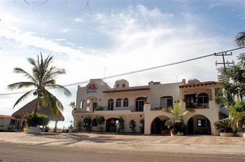 Mar Sereno Hotel & Suites