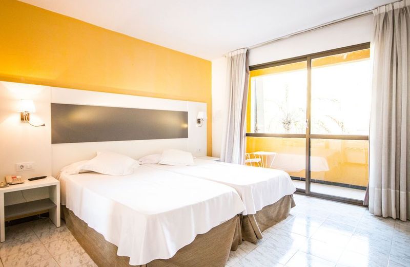 Hotel Amic Miraflores
