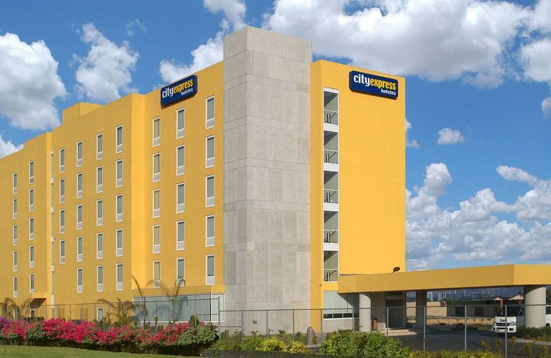 City Express Cancun