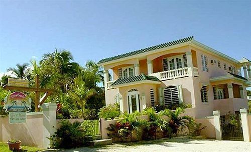 Dos Angeles del Mar Bed and Breakfast