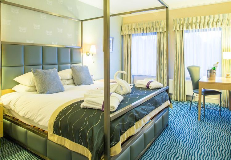 Bridgewood Manor Hotel & Spa