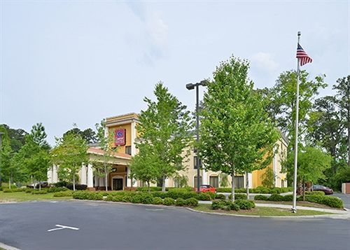 Comfort Suites near MCAS Beaufort