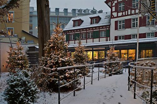 Outdoor Pictures 23