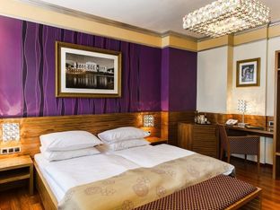 Hotel Image 1