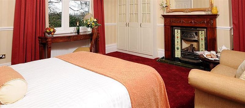 Brook Hall Hotel