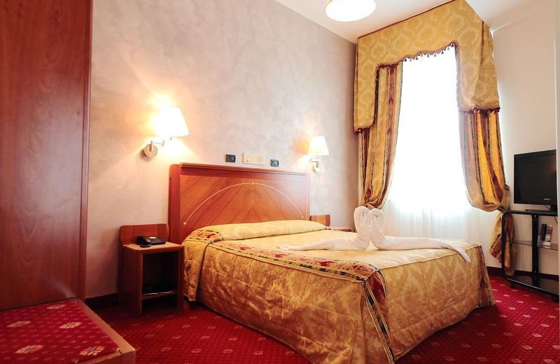 Rechigi Park Hotel