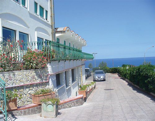 Outdoor Pictures 1