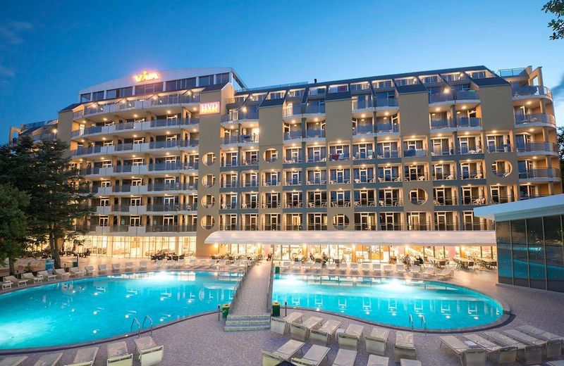HVD Viva Club Ultra All Inclusive & Beach Snack Bar - Free Parking