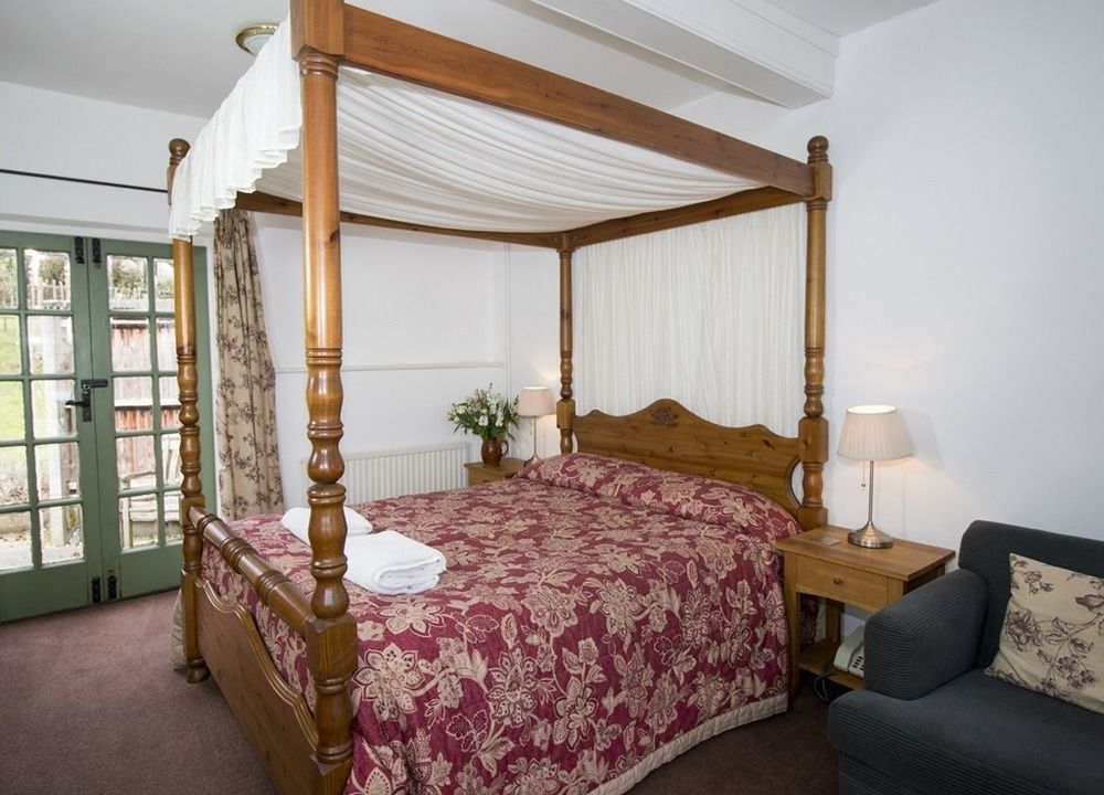 Woolpack Inn