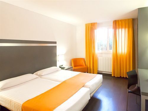 B&B HOTEL Oviedo