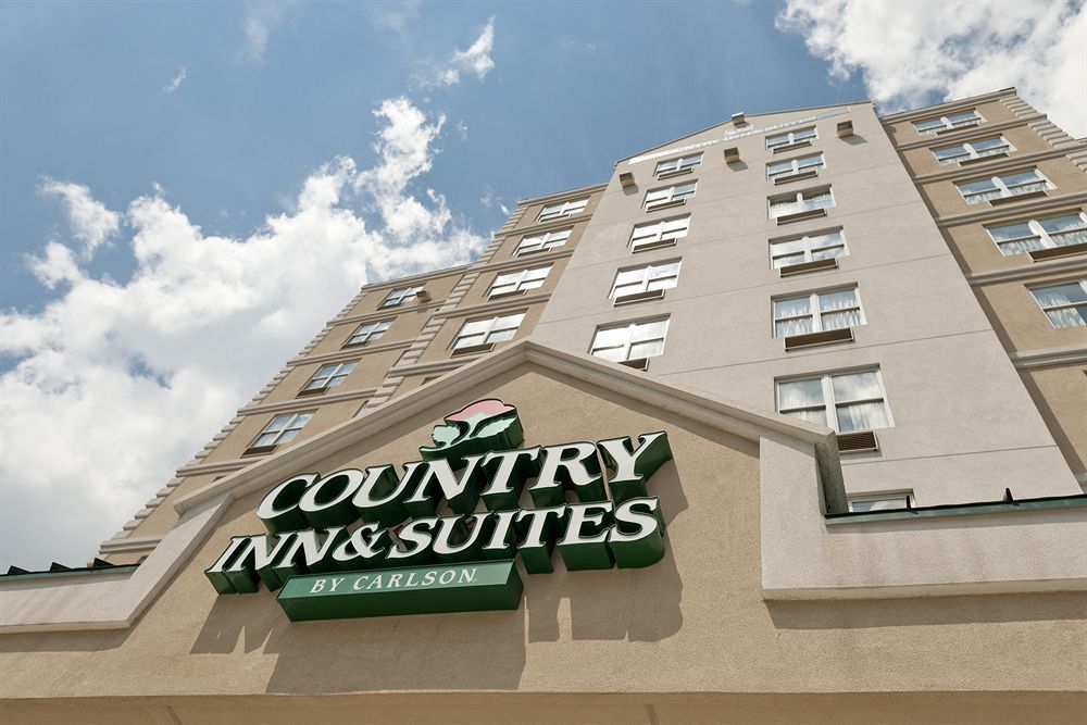 Queens County Inn and Suites